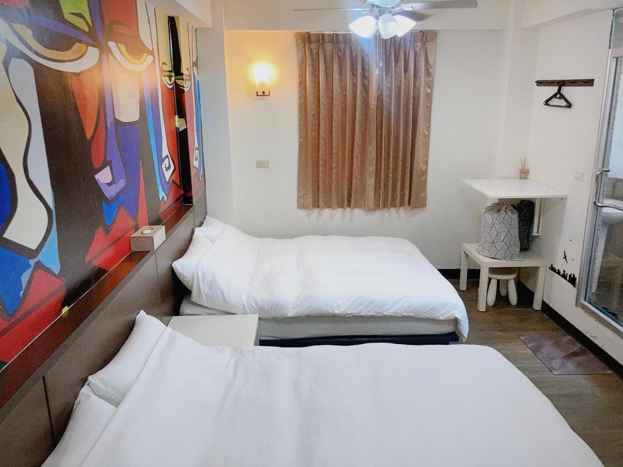 Appartamento 台南富居tainan Fu House預訂後請主動聯繫做確認才保留訂房 Esterno foto
